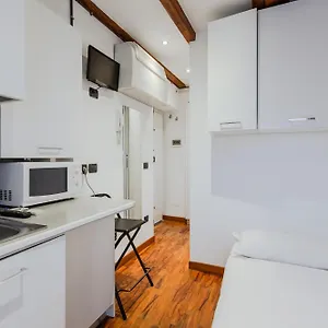 Sant Ambrogio Lovely Flat Milan